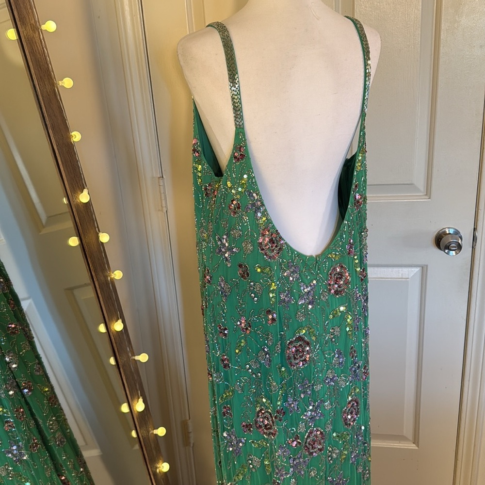 MAC DUGGAL
Hand Beaded Floral Gown with Beaded Spaghetti Straps - Picture 15 of 17